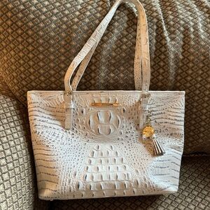 Brahmin medium Asher tote in ivory and slate blue in excellent condition